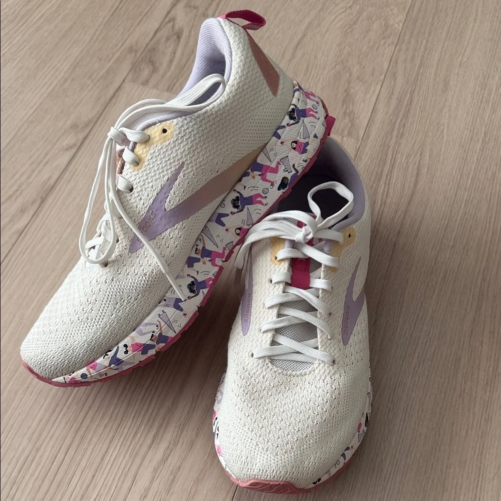 Brooks Women's Light Pink and Lavender Running Shoe - Picture 2 of 10